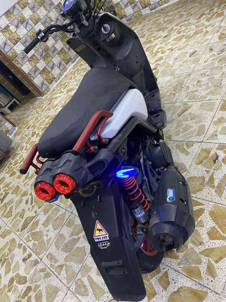 دراجه سكنس جبلي ياباني اصلي دراجه مال رمبه صار شهرين من منزله مكينه ناعمه برغي ممفتوح بيهه شلعه معدل كفرات اصليه ختم واحد دراجه مال جناي بشرط إذا برغي مفتوح ترجع والله دراجه تتعب ادكول جديده السعر مليون و ٢٠٠ المكان بغداد الكرخ الاتصال ***********
