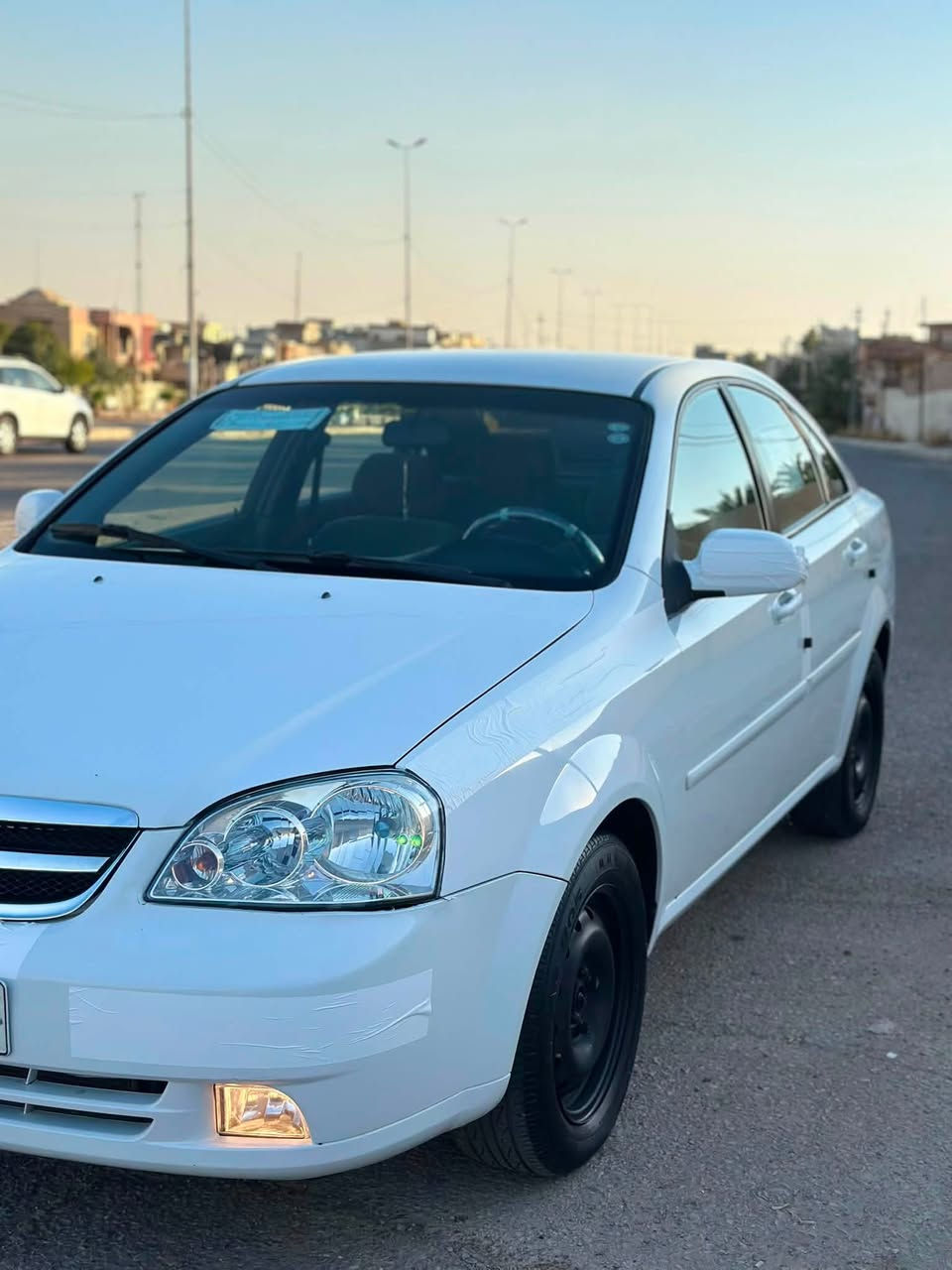 السلام عليكم 
اوبترا موديل  ٢٠١٠ بدون صبغ عدا نص داير خلفي كير محرك شرط ما مفتوح عدا شويه بخار خفيف تبريد ثلج طخم امامي خلفي جديد مع اطارات سياره جاهزه شرط التحويل مكان موصل الاستفسار اتصل *********** السعر ٨٢ مجال قليل
