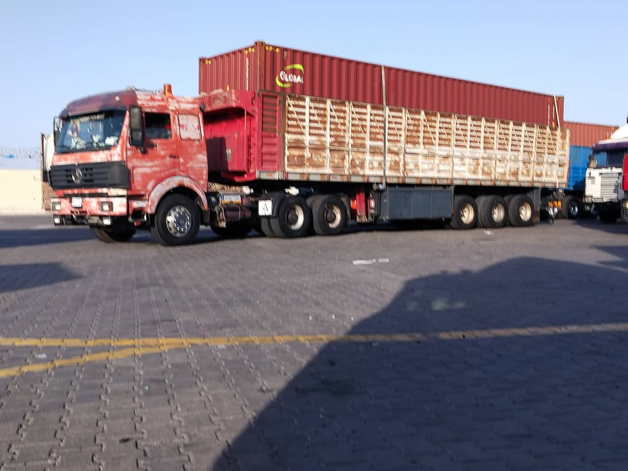 سلام عليكم البي لكزز ٨٨ مكينه ٣٥ على السحك كير ١٦٠ مجموعه جي اف مربوطه فلات ذات جوانب عربانه بلوم قطعتين شريط صيني اصفاح عمل خالد سياره جاهزه تخم تاير رقم ذي قار تحويل مباشر
***********
