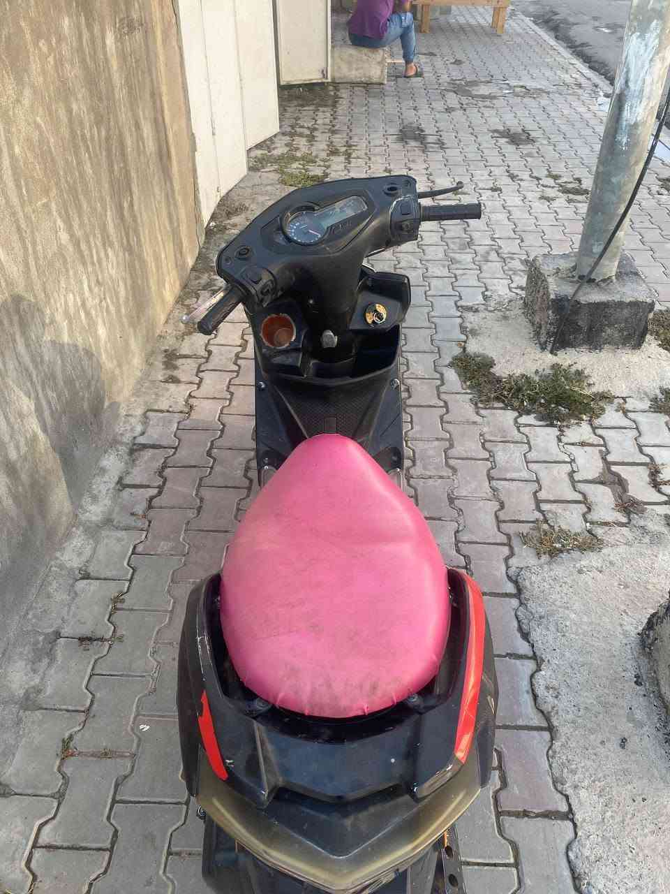سكنس  للبيع داجه حلوه وناعمه مالبها عيب وقصور كهربائيات كلها شغاله نكره سلف وهندر سعرها 350وبيها مجال بكاني جلولاء ***********
