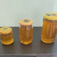 عسل طبيعي • كمية محدودة • شرط الفحص