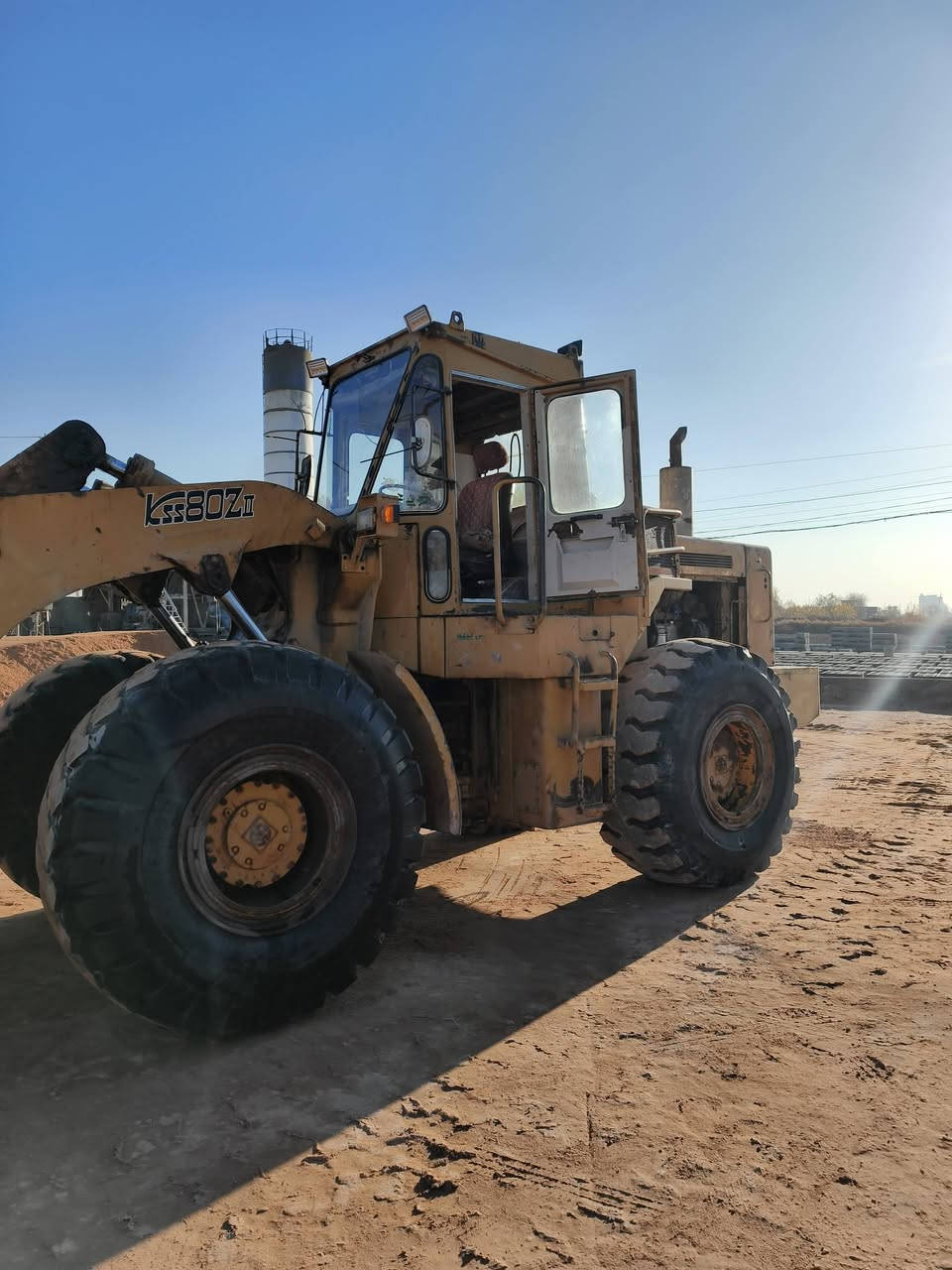 سلام عليكم اخوان شفل تاشتو وارد امريكي الحجم 80 الموديل 89شفل جاهز الشقل محرك نضيف كير نضيف مكينه خير من الله السعر230 وبيهه مجال وعيني عيونكم اتصل علا هاذ رقم ***********
