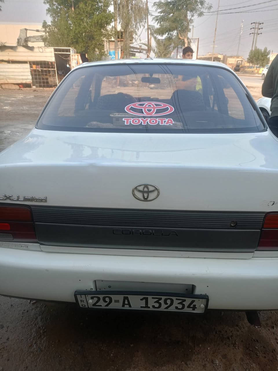 السلام عليكم سياره اللبيع كؤرله مديل 92 عنوان كؤفه عباسيه سعر 52الشراي يصل على هاذه الرقم ***********
