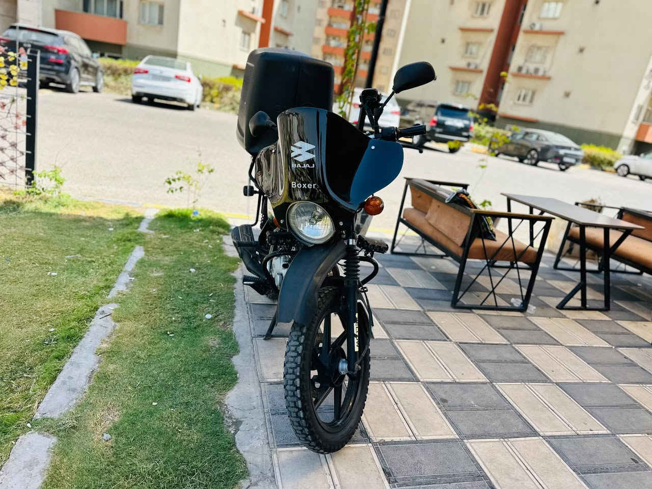 سلام عليكم بوكسر جبلي موديل 23 محرك نضيف شلعة قوية 
اوراق مزاد تكدر اطلع اوراقها نضافتها 95% السعر مليون قفل مكان بغداد
الرقم ***********
