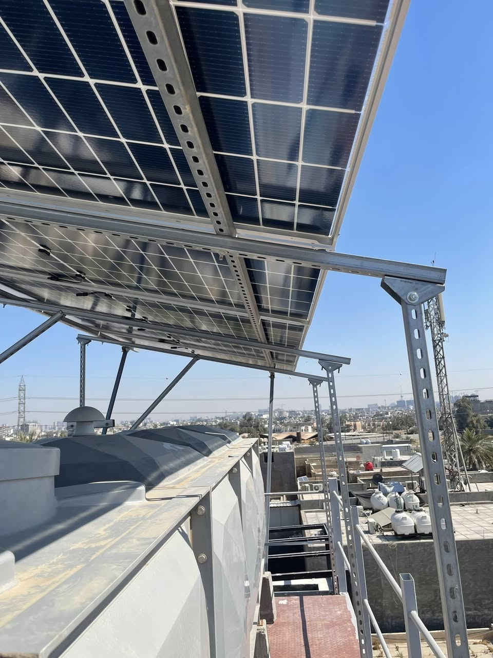 بغداد / حي حطين 📍
وداعا للمولدات وانقطاع الكهرباء❌
بحمد الله وشكره تم تنصيب منظومة طاقة شمسية 
سعة 30 كيلو واط تولد  120 امبير نهارا و 100 امبير ليلا لمدة 7 ساعات واكثر
في بغداد منطقة حي حطين .

( مع ضمان 5 سنوات على الاجهزة وضمان 15 سنة بالالواح )

صيانة ومتابعة مجانية لمدة سنة تشمل غسل الالواح والبرمجة 

مستعدون لتجهيز المنازل والمجمعات السكنية والمزارع وكافة المشاريع الكبيرة والصغيرة بمنظومات الطاقة الشمسية

كادر عمل هندسي احترافي جاهز للعمل والتنصيب في جميع محافظات العراق

العنوان :- بغداد - شارع الصناعة - بناية ركن الصناعة مقبل مطعم ريفان

للتواصل معنا ☎️
المبيعات
***********
الادارة
***********
***********
