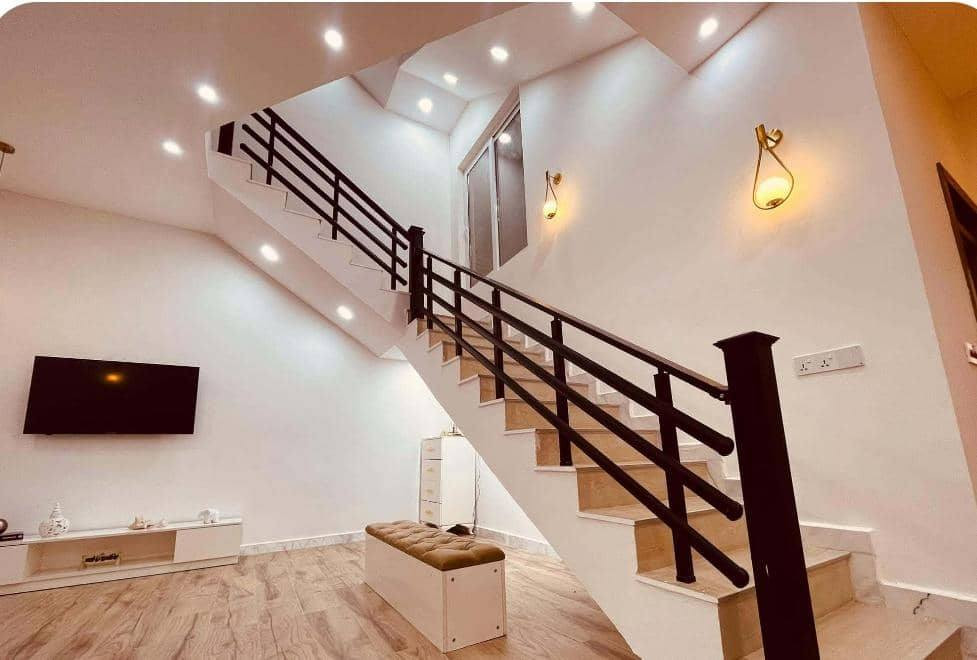 #للبيع🔶
مشتمل 125م حديث طابق ونصف شارع 10م بالزهراء🥰
التواصل واتساب✨
https://wa.me/message/4SD64PXTREBPF1


**إذا كنت صاحب هذا الإعلان وتريد حذفه لأي سبب، رجاءا أرسل رسالة إلى الدعم الفني**