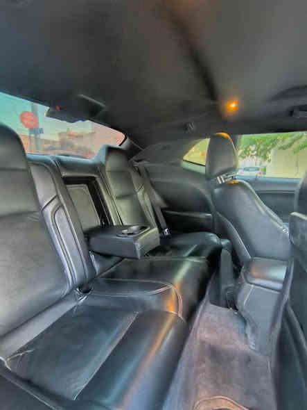 Challenger XST hellcat 

مۆدێل/ 2016
٣ پارچەی پێشی ، دەرگای سایق ، نیو دەرگا و نیو چامرلغ ، نەرمە تەزرەک

سەرە شاسی گرتووە 

ئێرباگ سیستەم 

شەش پستۆن 
مەکینە 3.6

سەنەوی نوێیە 

109 هەزار مایل چووە 

نرخ/ $ 14200
*********** Singapore
