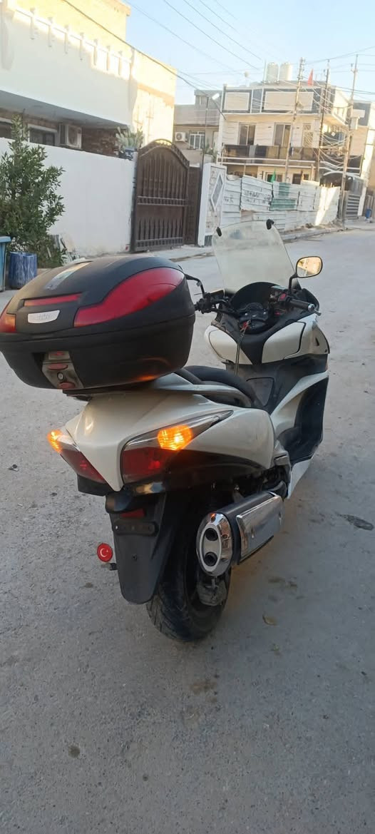 سلام عليكم للبيع سلفر ونج جيتي مكينه 400 اوفر مكينه كلجات ضفيره كهربايات كله كفاله شرط مكينه هاون برغي مامفتوح مكفولة كفرات كدام العين نعومه فول سعر 16 بيها مجال لشراي خادم بغداد مدينه الصدر ***********
