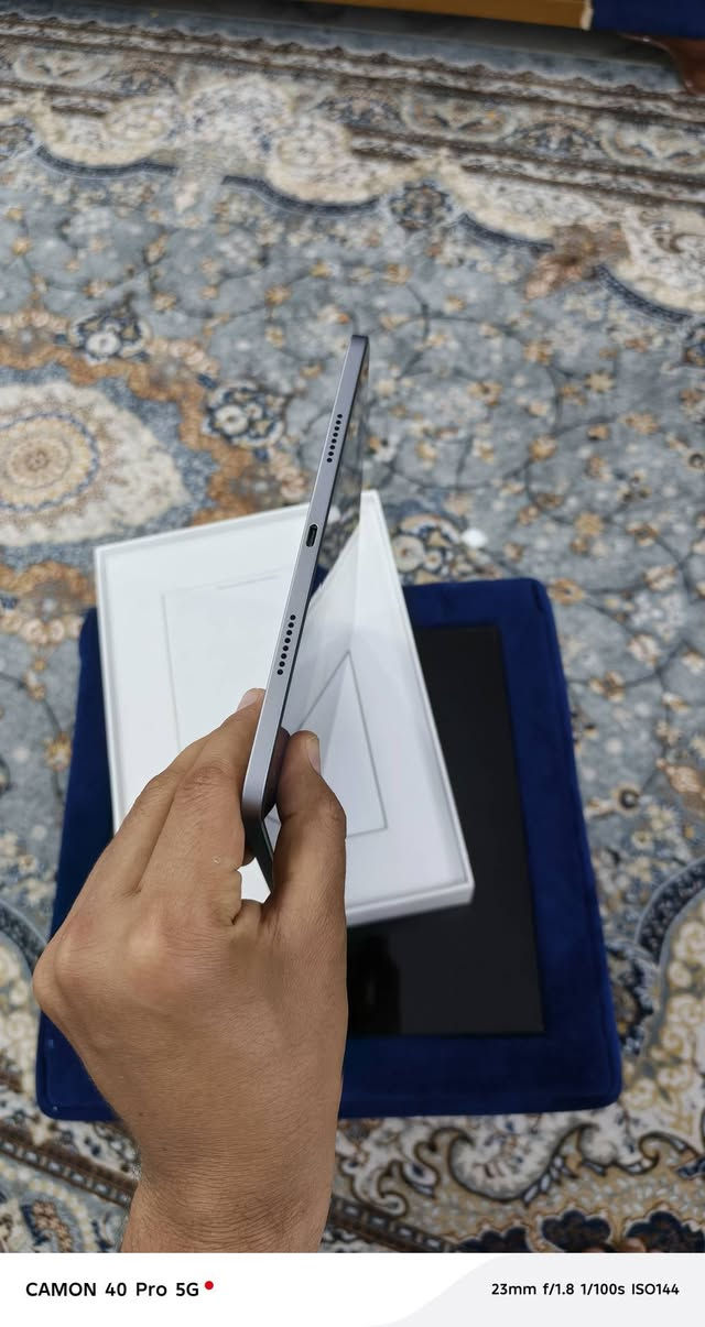 ipad M2 الجيل الرابع
ايباد M2 نضافته 100٪ مكفول حته من الخدش والضربه  ذاكره 128 شرق اوسط مو امريكي اخوان نضيف كلش ويا شاحنته وكيبله وكفر  مكاني ذي قار توصيل موجود 
***********
