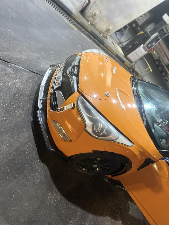 السلام عليكم (بيع مستعجل بسعر مناسب )
🔥هونداي فولستر 🔥🐦‍🔥 ( خليجي مرغوب )
موديل 2012 شكل 2018  

سياره جاهزه من كل. نواحي   

  🐦‍🔥  كير   ومحرك خير من الله  بسمي  شرط تحويل.ثاني. يوم هزه جديدة🆗 رقم إنكليزي.رقم رباعي شبها مميز   جديد يعني ما. راح  تعب 😱😱بتحويل وهم  بتحويل. ما يكلف غير (30الف))
🔥 فول مواصفات  (واحد علا واحد) 
🌳-محرك 1600 مرغوب دوش   شرط بانزين عادي  بدون دوانز 🛬.  شرط  برغي  واحد  ما  مفتوح  
كير  اوتو ماتيك AT  المرغوب  نفس كير  الانترة. 🔥✈️✈️ ❤️‍🔥🔥
☃️منظومة. تبريد. كامله. فريز جديد شرط. اصلي  مع. كمريسر. تبريد جديد مع راديتر تبريد جديد  مع راديتر ماء 💦 
أدمة كاملة ⚒️🔧 منظومة الاحتراق تخم نوزلات. اصلي شركة. مع. ابلاكات.  مع. فيت بم كامل اصلي   سيارة جاهزه  من كل نواحي.دينار ماتصرف عليه  
-كير اوتو +  رياضي
صوت صالنصة  رياضي 📣
-شاشه لمس   ايباد. كبيرة. اصليه مع. مضخم صوت 📣📣
-كشنات كهربايية   سبورت 
- دوشمة جديدة  وهم  اصليه 
-تحكم ستيرن اربع جهات
-كروز سرعة
-حواجب لد بالمازدات 
-بلوجكترات زنون  اصلي 
لايت زنون  اصلي 
باتري جديد كوري ضمان سنة  شديته قبل  يومين 
سيارة. جاهزة. من. كل. نواحي. ديار. ما. تصرف. عليها. 
-اي بي اس مانع انزلاق 
-سستم  صوت بلادي 
مريات شفط.  مع. إشارة.  📲
صدر  امامي  خلفي  جديد  بضمان 
حساس  خلفي
صوت بلادي 
-اقتصادية بشكل 
بصمة
تخم  تاير  جديد مع  ويل  رياضي 
-السيارة خليجي    
التواصل *********** واتساب
