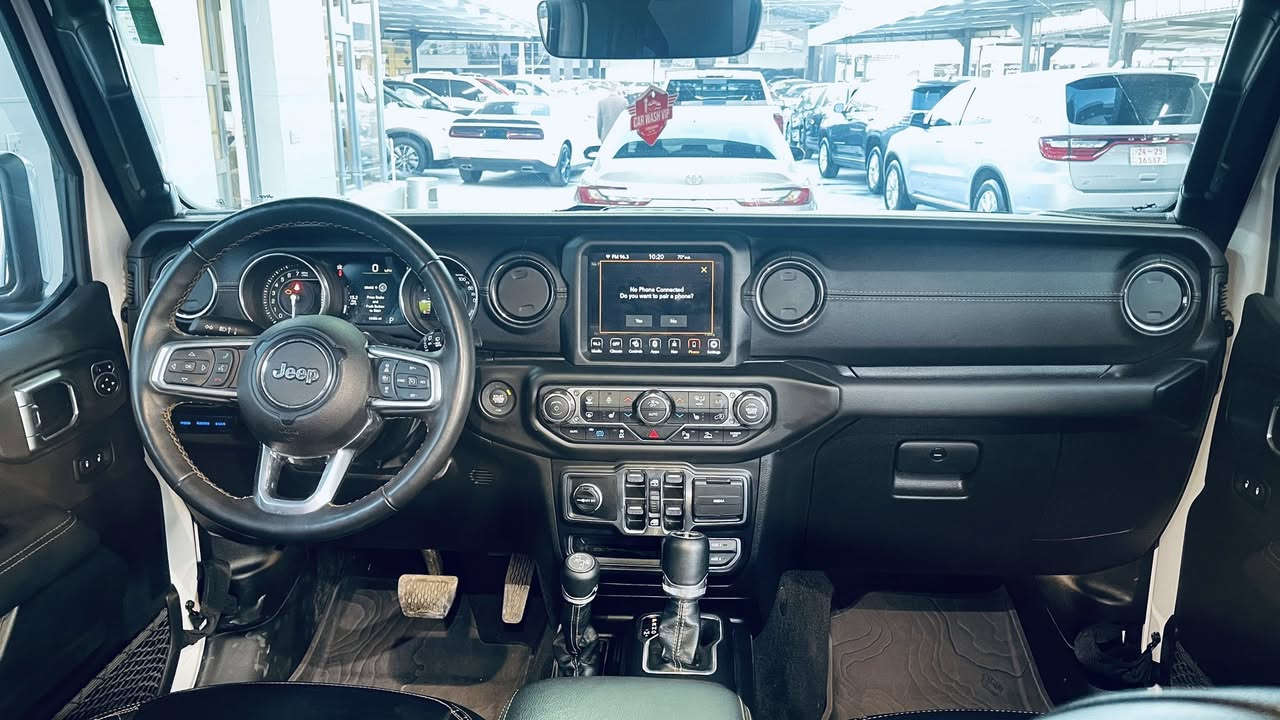 Jeep wrangler  summit 2023
Plug in hybrid

جێب ڕانگلەر سومیت  
هایبرید
2023
تەنها ١٤ هەزار ڕۆشتووە
ڕادار
کامێرا 
شەغال
کوشن جلد و کارەبا و هیتەر
سوکان هیتەر
شاشە گەورە
ئاوێنە ئیشارەت
لایت لید
سێ نیزام هایبرید کارەبا بەنزین
زۆر مواسەفاتی دیکە
سەیارەکە بێ  بۆیاخە
هەموو گیانی بەشەرت 
***********

Jeep wrangler summit 
Plug in hybrid 

النوع : سيارة جيب رانكلر سوميت 
موديل السيارة : 2023
ماشية ١٤ الف فقط
حجم محرك 4 سيلندر 
رادار للتحكيم سرعه و فول لايت
بصمة التشغيل 
بصمة ابواب 
كراسي جلد تدفئة و كهربائي 
ستيرن تدفئة 
للتشغيل بعد 
تبريد قطعتين 
دفع رباعي 4*4 
وحدات تحكم تحديد سرعة اوامر صوتية المجلد 
شاشة كبيرة 
كاميرات
أشارة بل مرايا 
تراكشن يمنع الانزلاق 
نظام اوتو ستوب 
لايت زينون LED
بدون صبغ  
هواية مواصفات اخرى 
رقم الهاتف

***********
