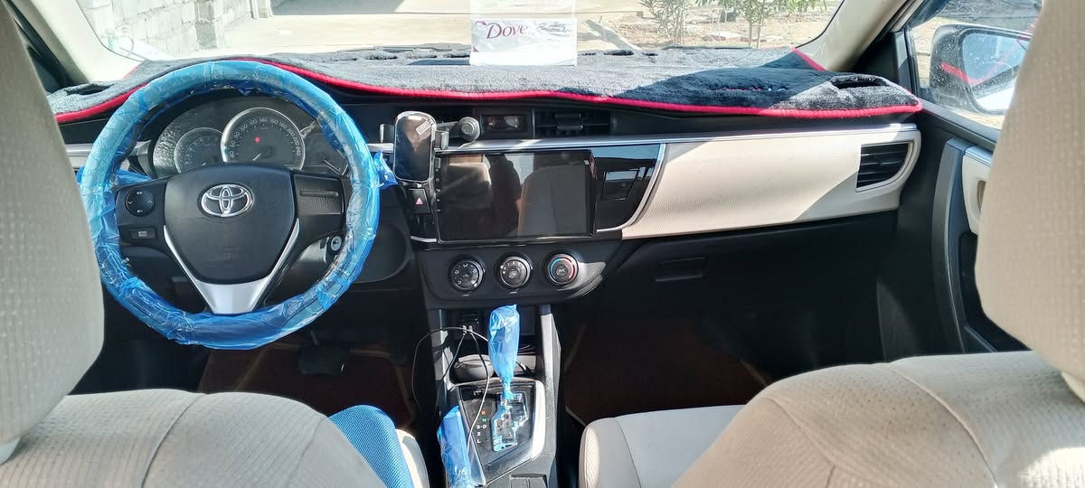 سلام عليكم كورلا 2015 خليجي ماشيةمية مكفولة من الصبغ كيرمحرك تبريد رقم بغداد انكليزي السعر 160 واحنه بخدمة الطيبين مكان السيارة بغداد رقم الهاتف ***********
