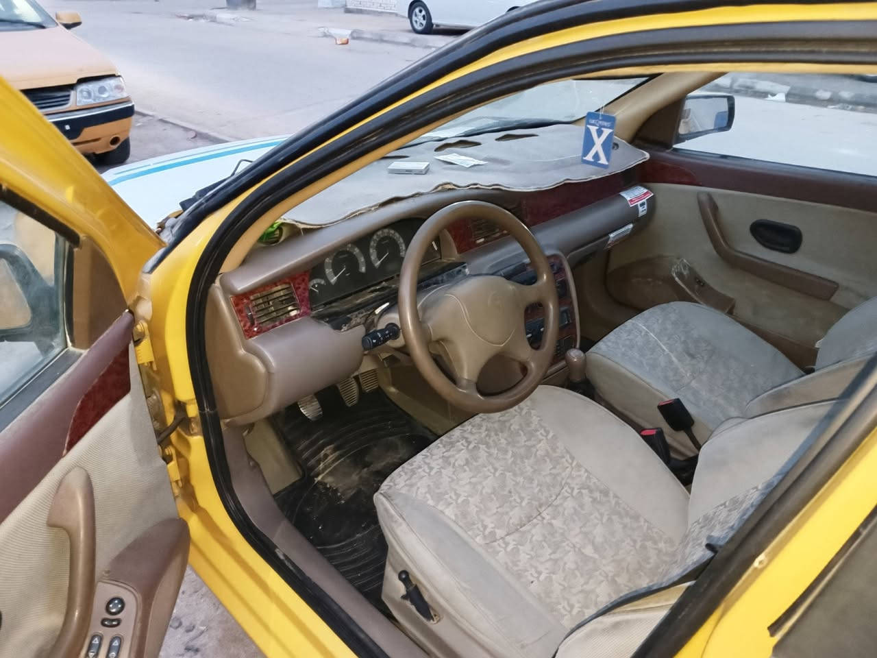 سلام عليكم سمند موديل 13 سنويه جديده رقم نكليزي باقي على استلام لوحات مكفوله كفاله عامه فقط جاملق امامي صفحت سائق تبديل مكينه كير مكفولات تبريد تدفاء حداديه تخم تأير سياره جاهزه على اخر حبابه رقم ميسان مكان ميسان حي نهاوند سعرها 38 بيها مجال كلش بسيط حك جيه سياره مال جناي اي ستفسار اتصل بيك خير تدلل
***********
