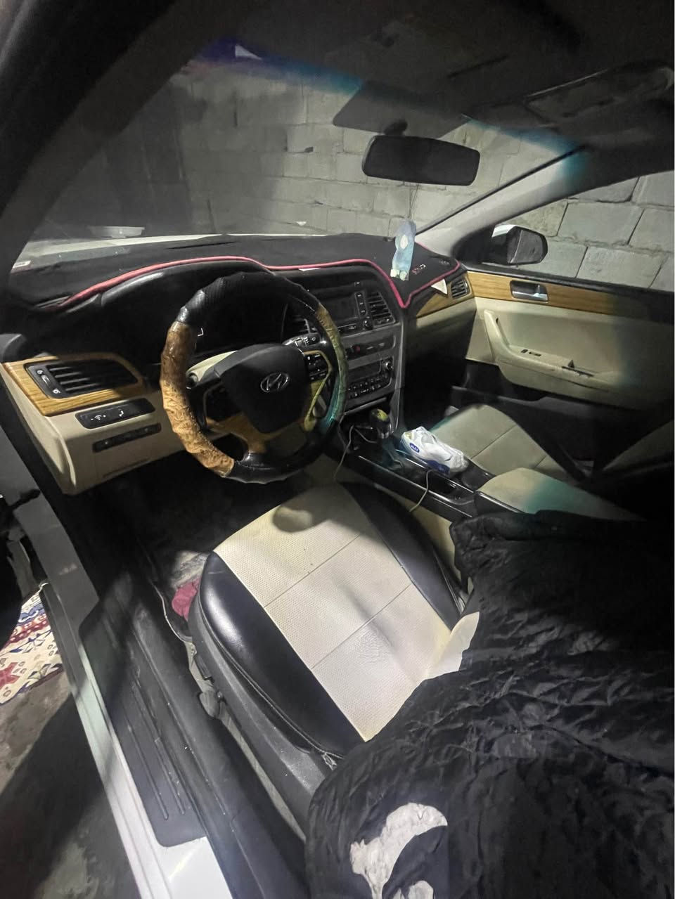 سنواتا 2017 وارد امريكي فول ١/١ 
مكفول من الضربه بيه بارد خفيف او صبغ
او بيه ملحضات قليله
سعر 130
مكيا كير حديه جديد 
اتصل على 
*********** البصرة, العراق
