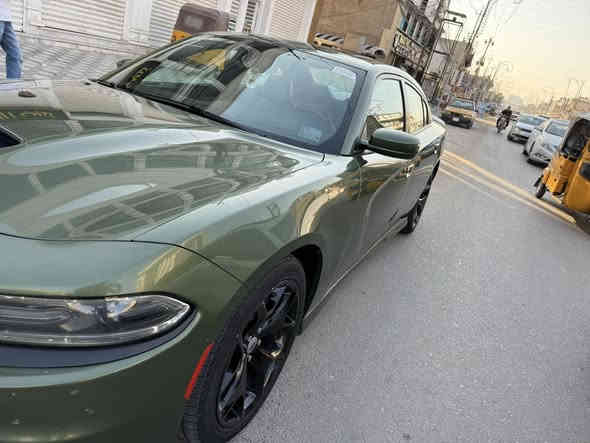 جارجر خليجية شركة هارلم 2019
ماشية 108 الف ميل GT فول مواصفات 
سنوية جديدة رقم الجديد 
كير ومحرك مكفول تراي للبصرة
بيها ربع باب سايق صبغ وبارد خشم البنيد وشخط بسيط باب السكن بغداد 265 ورقة 
رقم صاحب سيارة ***********
