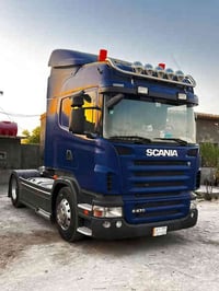 سياره سكانيه كفاله عامه ماشيه لف 500 سياره جديده كارتون تحويل فانيوم 0...