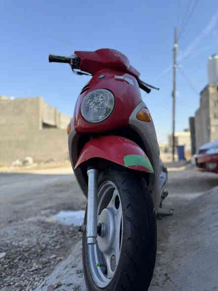 السلام عليكم دراجة نوع فله موديل11 دراجه كارتون جديده حيل مكينه سبانه ما مدوده عليها بلاديه لاخير ختم واحد  تايرات جدد ماناقصه كلشي سعر 950 وبيها مجال لشراي مكاني بغداد الدوره ابودشير***********
