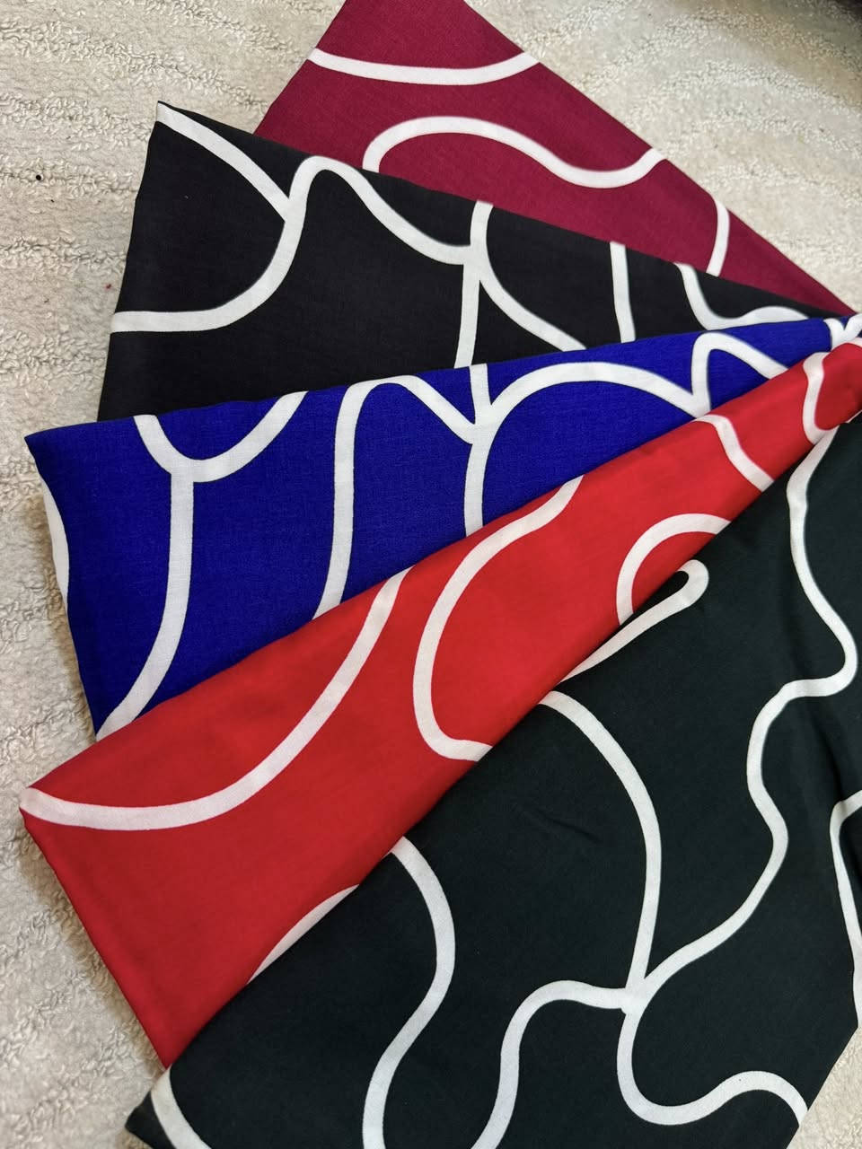 بسم الله الرحمن الرحيم🌷 بمناسبة نهايه السنه والحمدلله سويتلكم عرض كولش حلو وخاص للخياطات 
كشمير ايطالي قطني دبل صبغة💐
مجموعة موديلاات مختلفة وحلوه هواي🔥🔥🔥
يوجد جملة ومفرد +يوجد خدمة توصيل 🚕لجميع محافظات العراق خلال٢٤ ساعة فقط 
في حال يوجد اختلاف بنوعيه القماش أوإيصال البضاعة بشكل مختلف لكم حق الرفض 
الحجر خاص اواتساب📞✅***********
