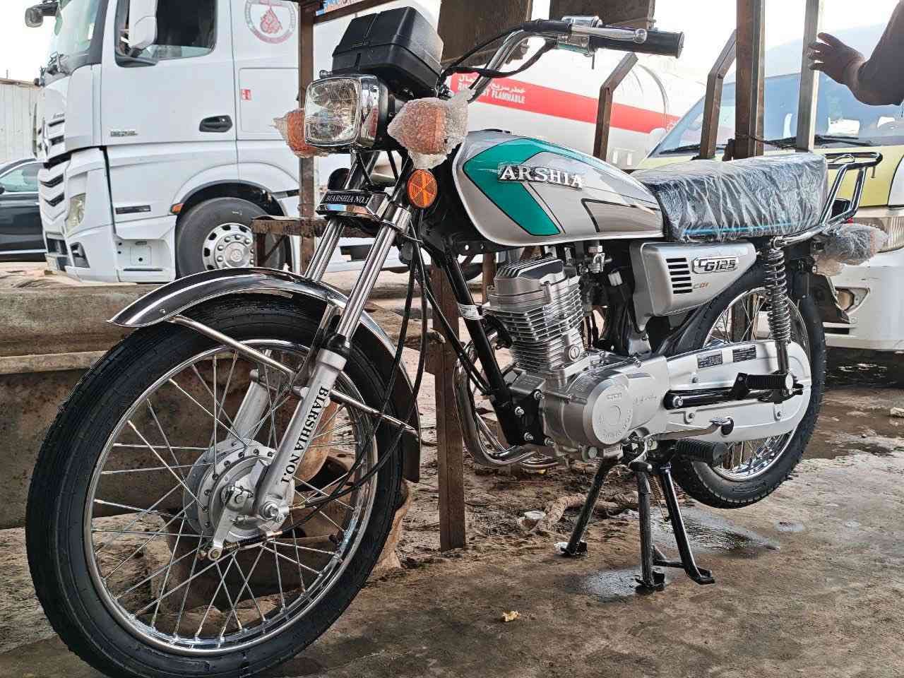 السلام عليكم نامه ارشي دراجة جديده بعدهي ما صالهي اقل من شهر الدراجة موديل 2026السعر 750 بيهي مجال الاستفسار ***********
