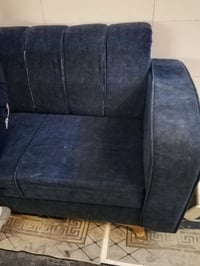 ١٠مقاعد • بأضرار • حي الاعلام