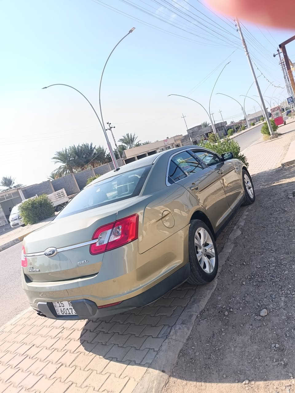 فورت تورس 2012 بيها صبغ ٣ قطع رقم الأنبار ادور مراوس بجيب محزمه عام عادي بس كون مابيها ضربه قويه مكاني الأنبار الرمادي
***********
