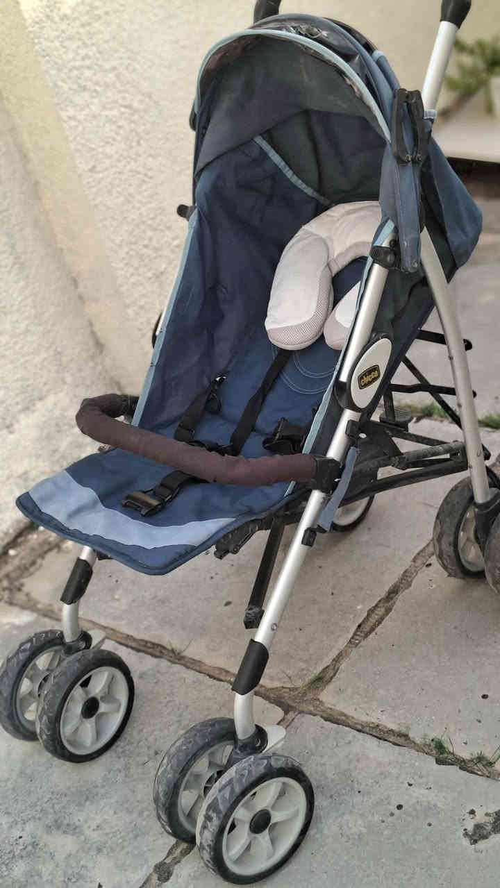 السلام عليكم عربانة ماركة جيكو الاصلية ام العوجية وتصير منام للبيع السعر ب١٢٥ وبيها مجال اي ضرر مابيها العرابانة نظيفة جدا استعمال قليل تكفي حتى عمر ٥ سنوات المكان حي الجامعة ***********ابو رند
