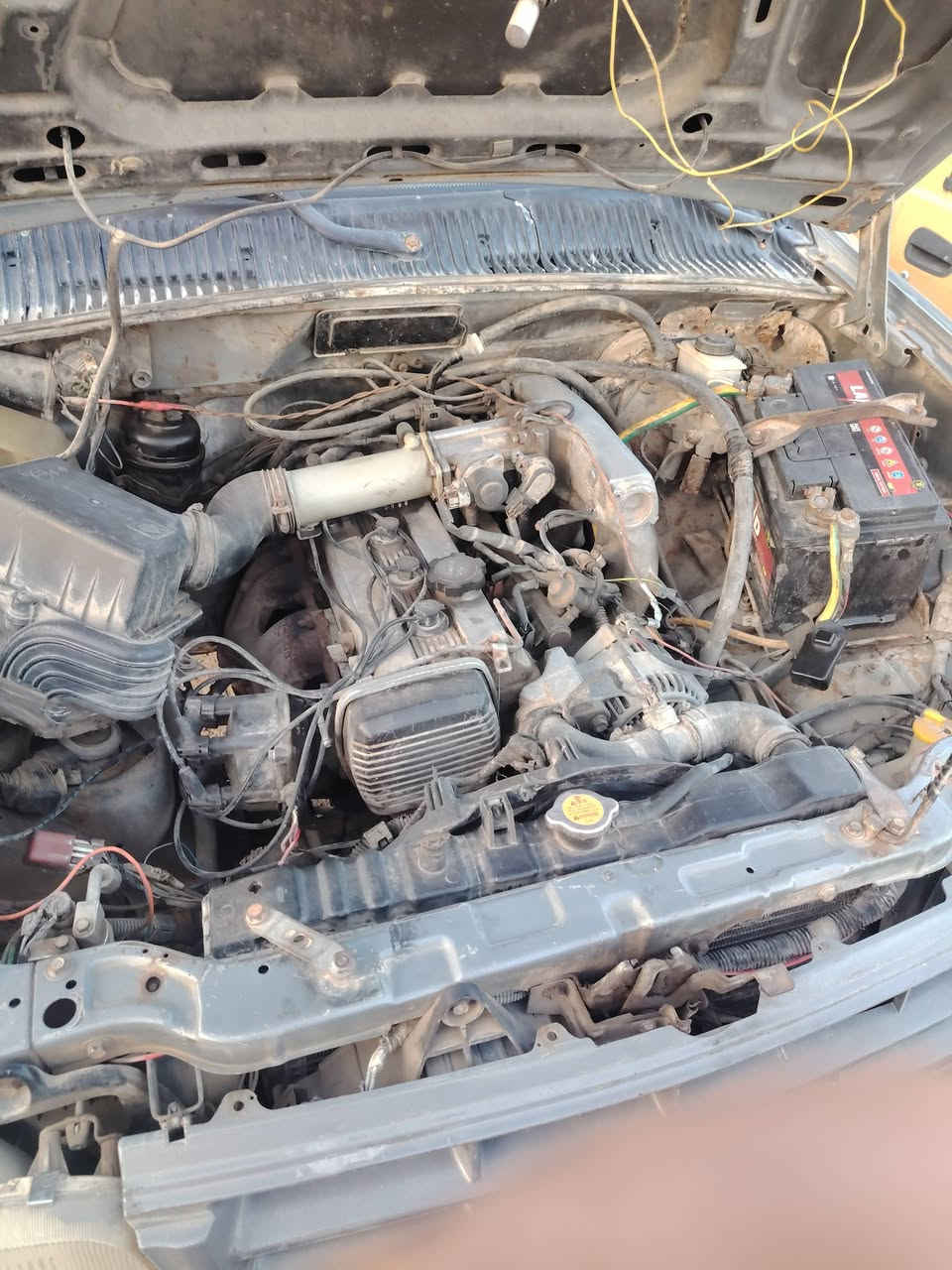 كيه سبورتج موديل ١٩٩٦ بيهه ضربه بجاملغ لامامي مكينه كير تبريد تخم تاير كله جديد راعيه ماندله تعهد عشائري ودوله فقط للاستفسار ***********
