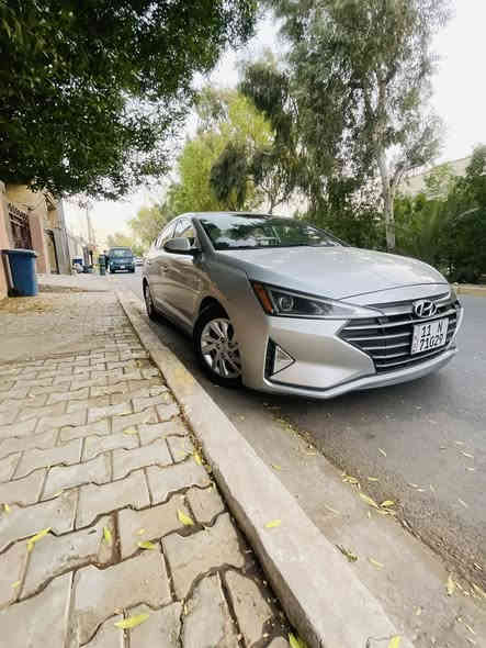 ياالله  من رخصت الادمن الانترا ١٩ وارد أمريكي مواصفات المعروفة   حادثها دعامية خلفية وقبق الجنطة معدل على بارد فقط ومكحله بدون صبغ والدوسة جهة اليمنة انطخت برصيف عندي مامأثره علباب جديدة معنى الكلمة ماشية ٧٠ الف باسمي رقم بغدادإنكليزي وهزة جديدة تخم تاير دسكات جدد فلتر بانزين جديد دهن جديد فلتر بانزين جديد فلتر تبريد وشوتة جدد مكاني الدورة ابو دشير  رقمي *********** واتساب بيه السعر ١٤٥ وبيها مجال
