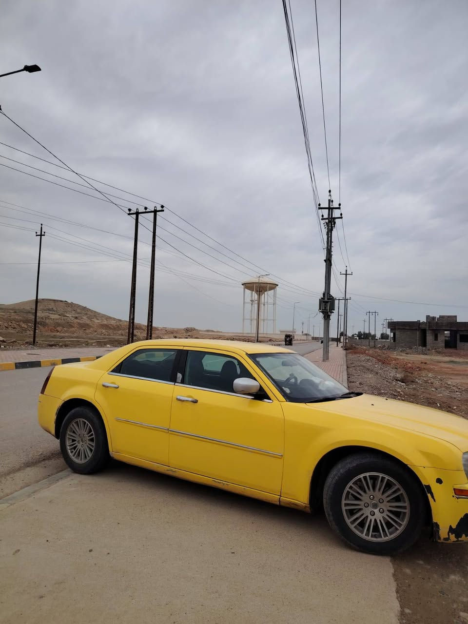 بيع او مراوس بخصوصي السعر 110
موديل 10اصل خط موصل بغداد مصفرة هيئة وضرائب وكالة تحويل ثاني يوم كير محرك كهربائيا تخم تاير سيارة شبه جاهزة فقط بيها نواعم مثل صوت صالنصة كلوبة محتركة يعني شغلات ماتنذكر اصولايات شرط تتكاتب وي الشرعي مكان السيارة موصل كيارة ***********ابو فلاح
