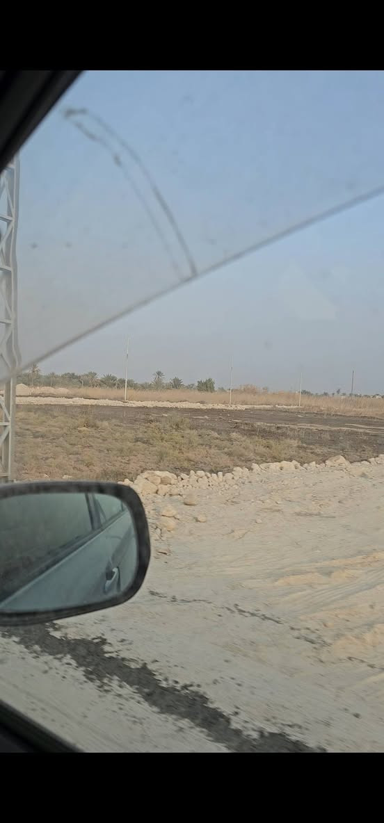 قطعه للبيع ٢٠٠ متر ركن طريق الشط
العنوان : كاع ابو غزوان جهة الحسائية قرب محطة الماء 
طابو سند ٢٥   المنطقة بادي بيها الاعمار واصل الها كهرباء وماي 
وراح تنبني بيها مدرسة 
عرض الشارع ١٣ متر ركن على شارع الجبير وشارع فرعي 
مأشرة القطعه داخل الخريطة بالصور
للاستفسار ***********  واتس اب
