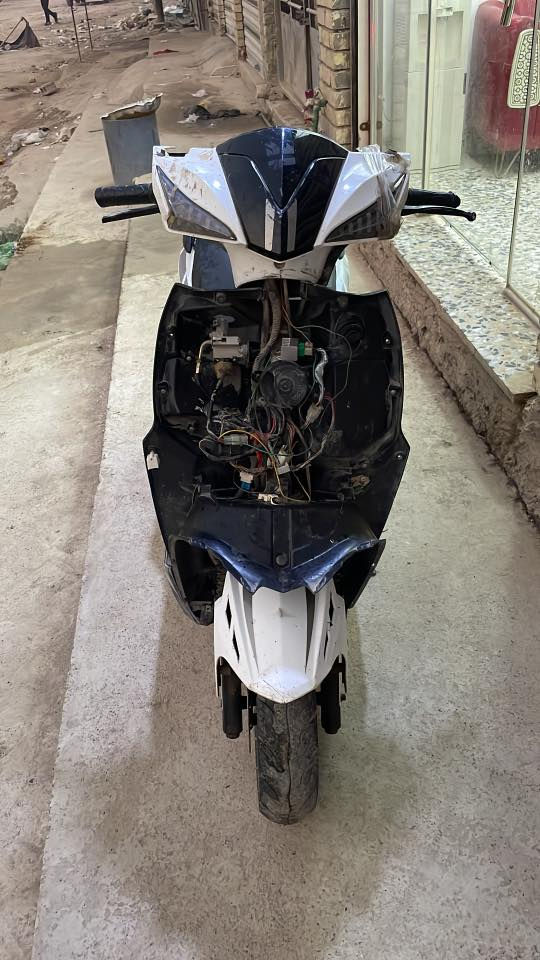 ‏سلام عليكم دراجة للبيع نظيفة محرك نظيفة عدلها لجات فقط السعر 175 بي مجال اتصال على الرقم***********
