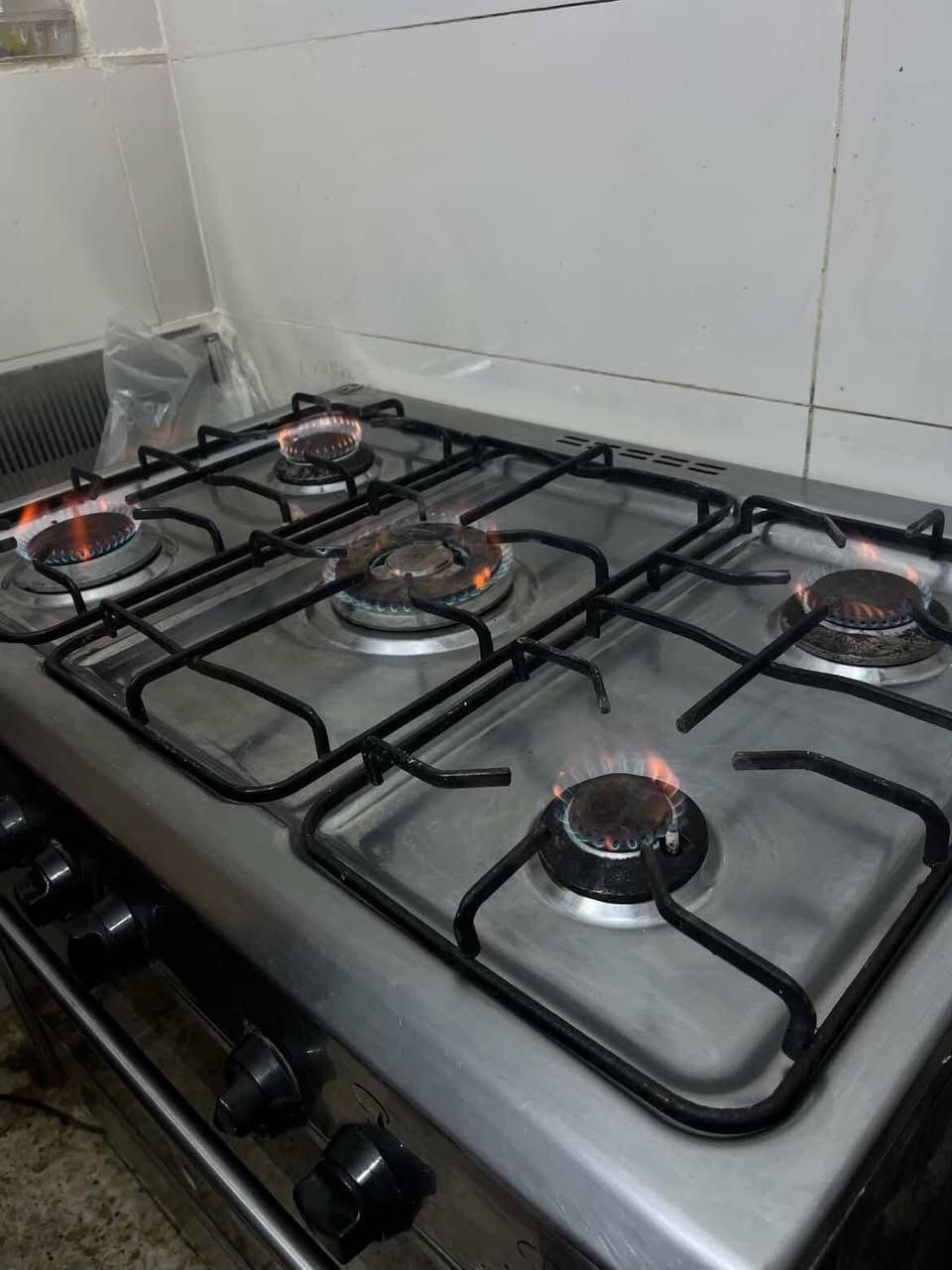 طباخ نظيف كلش ناره كلش زينه للبيع سعره 200 وبي محال


**إذا كنت صاحب هذا الإعلان وتريد حذفه لأي سبب، رجاءا أرسل رسالة إلى الدعم الفني**