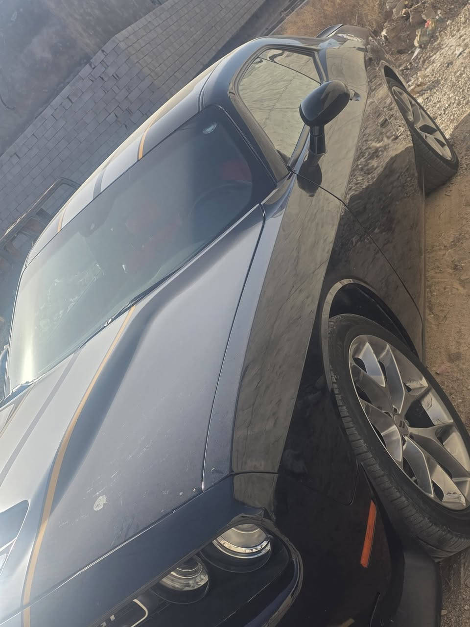 السلام عليكم جالنجر ٢٢ جي تي سياره جديده حيل 
اجت من امريكا حادث جاملغ وبنيد 
وبل فحص هنا طلع بيها كلير ٣ قطع كلير امريكا 
رقم اربيل ب اسمي بيع او مراوس بشي أحدث 
السعر ١٦٥ وبيها مجال 
حاليا بل بصره مكانها 
***********
