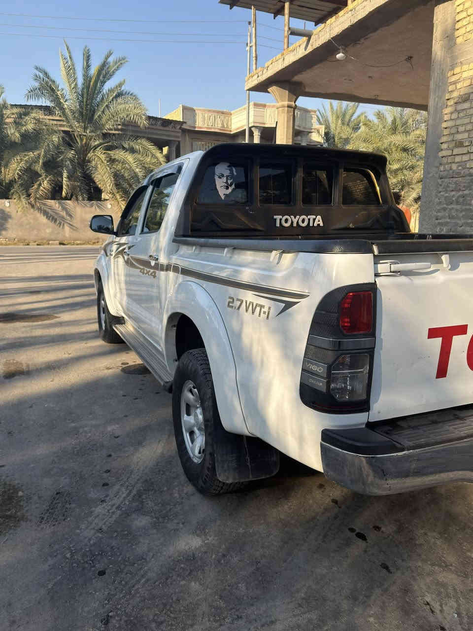 السلام عليكم
تويوتا هايلوكس 2015  فورويل 4x4
شاصي 19 فول
كير اوتماتيك 
ماشية 230الف 
فقط بارد في باب الصندوق الخلفي
رقم بصرة جديد  
السعر  230 وبيها مجال

العنوان البصرة -قضاء المدينة

الرقم.   ‭0772 777 5080‬
