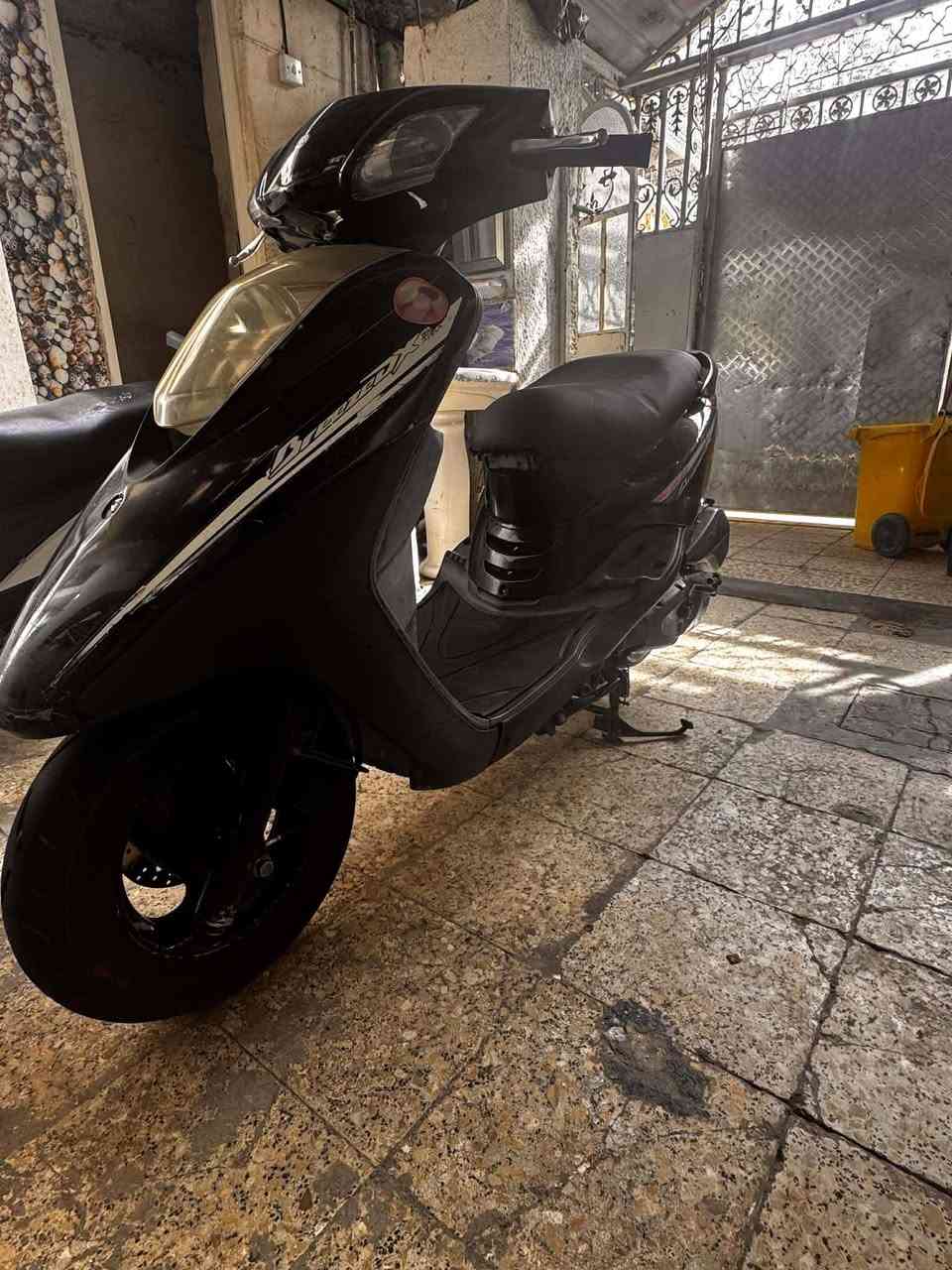 السلام عليكم
بريز  ياباني

مكينه مكفوله كفاله عامه برغي

 مامفتوح بيهه دراجة بلادية ما بيهه اي نقص 

مكان الشعب 

للاستفسار  ***********
