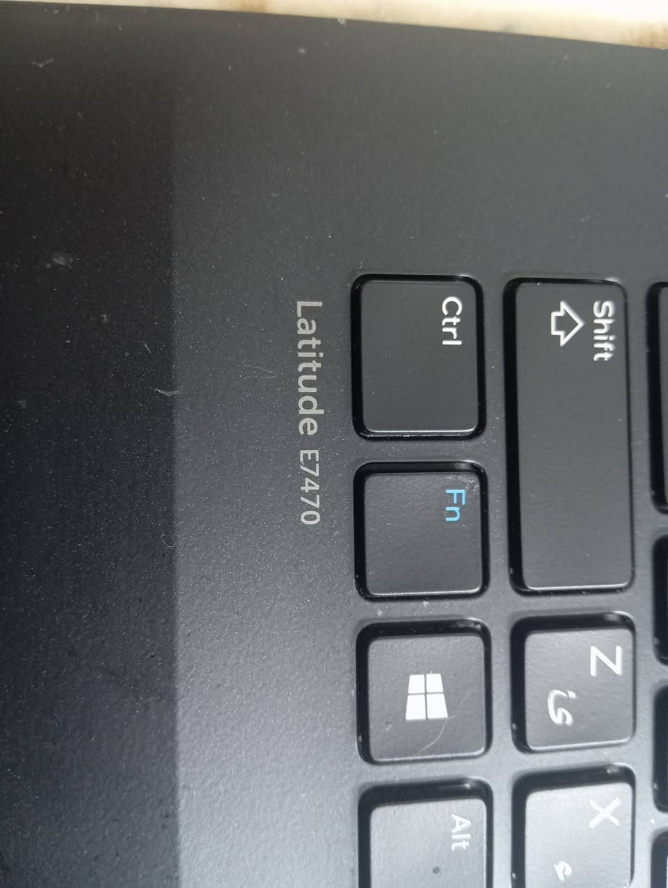 لابتوب Dell Latitude 7470
Core i5 
الجيل السادس
رام 8
هارد  نوع lexar 256 ssd 
السعر 225
مكاني بغداد شارع 52 بطاريه ممتازة تطول ساعتين شاشة حجم 14
***********
