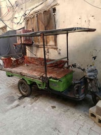 للبيع • توك توك