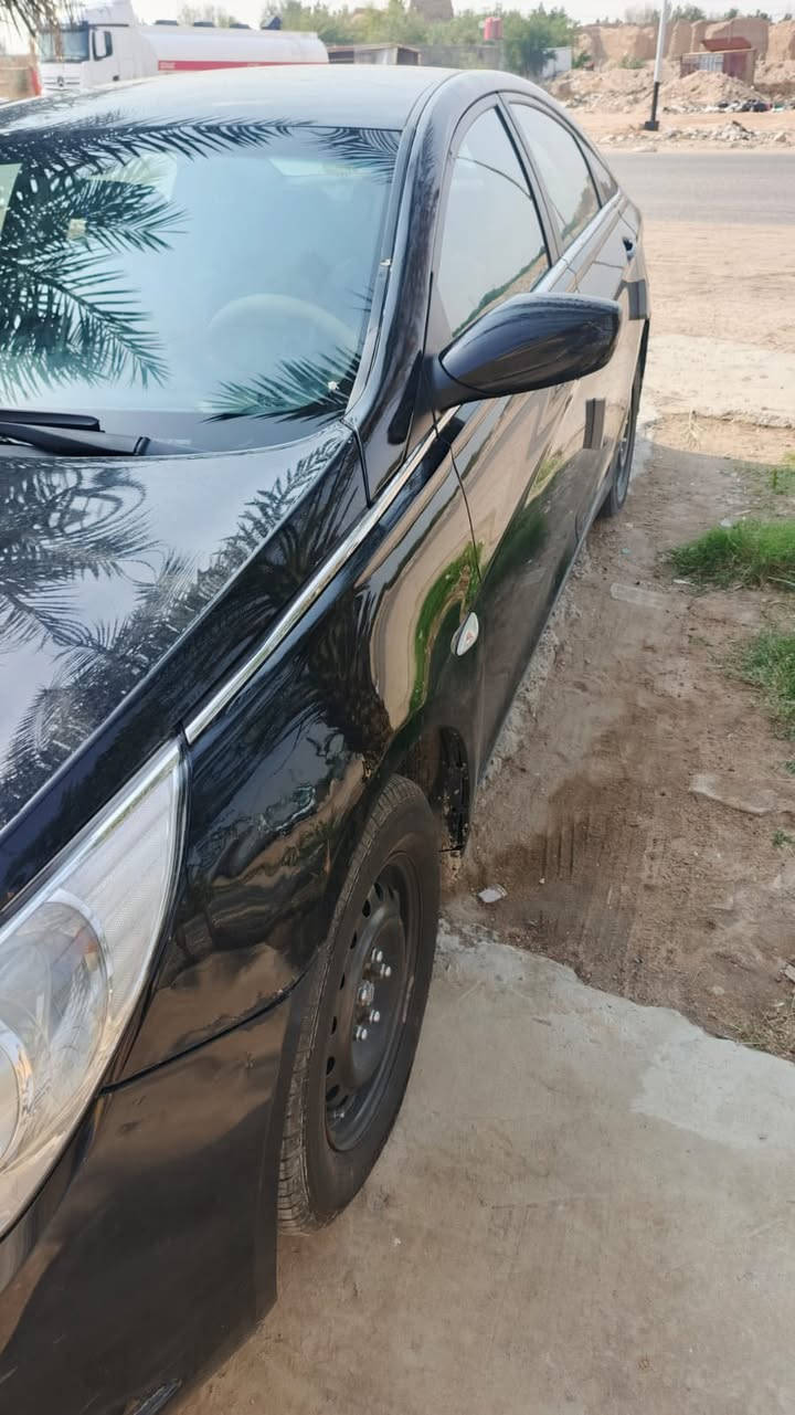 هونداي سوناتا ٢٠١٤ غاز بلادي وارد كوري اللون أسود تخم تاير تبريد زنون دواخل جلد تلبيسه جديده سياره جاهزه ما ينقصها شي كصه وحده جنطه  قفله ٤٥ ورقه موجوده بل بصره
***********
