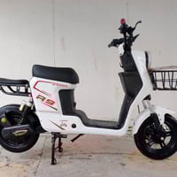 دراجة شحن R9 موديل 2025 5 بطاريات  امبي ثري  بصمه  جهاز انذار مانع سرق...