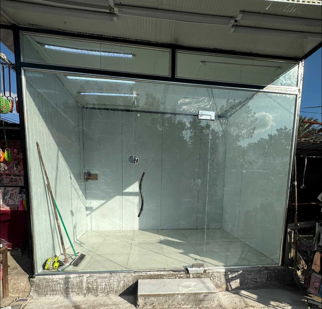 بسم الله الرحمن 
مستعدين لتجهيز كافه الواجهات الزجاجية و القواطع الامنيوم اسعارنا مناسبه و تنافسية 
العنوان:كربلاء المقدسة قرب السفارة التركية 
***********
***********  منتظر عريبي
