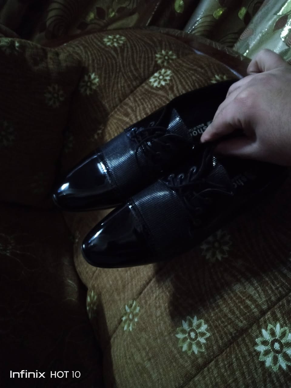 تركي أصلي شباب ب15الف والتوصيل مجاني


**إذا كنت صاحب هذا الإعلان وتريد حذفه لأي سبب، رجاءا أرسل رسالة إلى الدعم الفني**