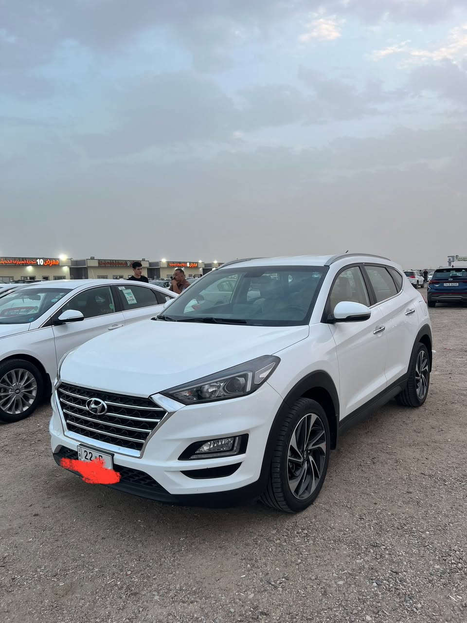 السلام عليكم
توسان للبيع مديل 21 خليجي
محرك 2000
مواصفات 
كشنات كهرباء
شاشه كبيره 
كامره خلفيه
ماشيه 75الف
بصمه
مرايات شفط 
تحكمً ستيرن 
وباقي المواصفات المغروفه
رقم اربيل الجديد سنويه ال30
مكاني بصره 
***********
