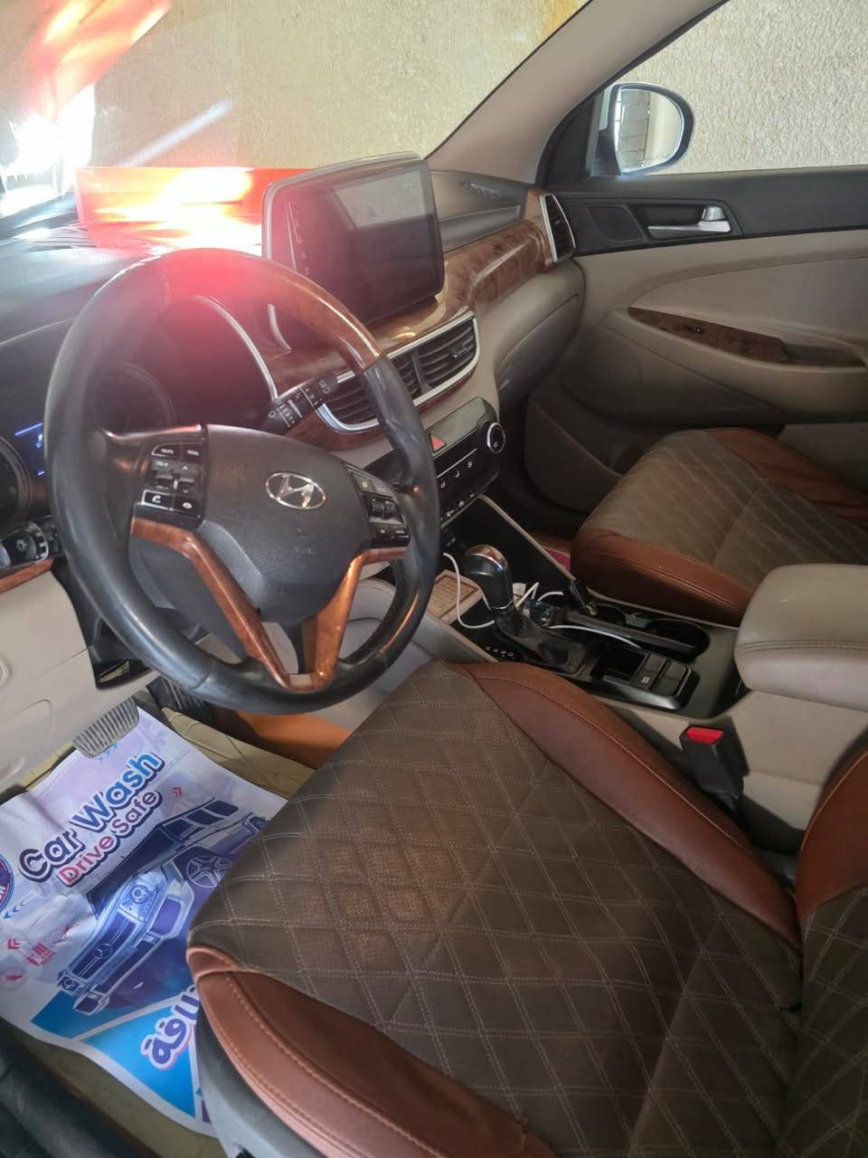 السلام عليكم
توسان للبيع
الموديل 2020
يوجد فيها صبغ صفحه
وارد امريكي.
مواصفات شاشه كاميرات حساسات تحكم ستيرن سياره شبه الفول
رقم بغداد تحويل مباشره
المكان ديالى المقداديه
تواصل مع الهاتف
***********

السعر174
