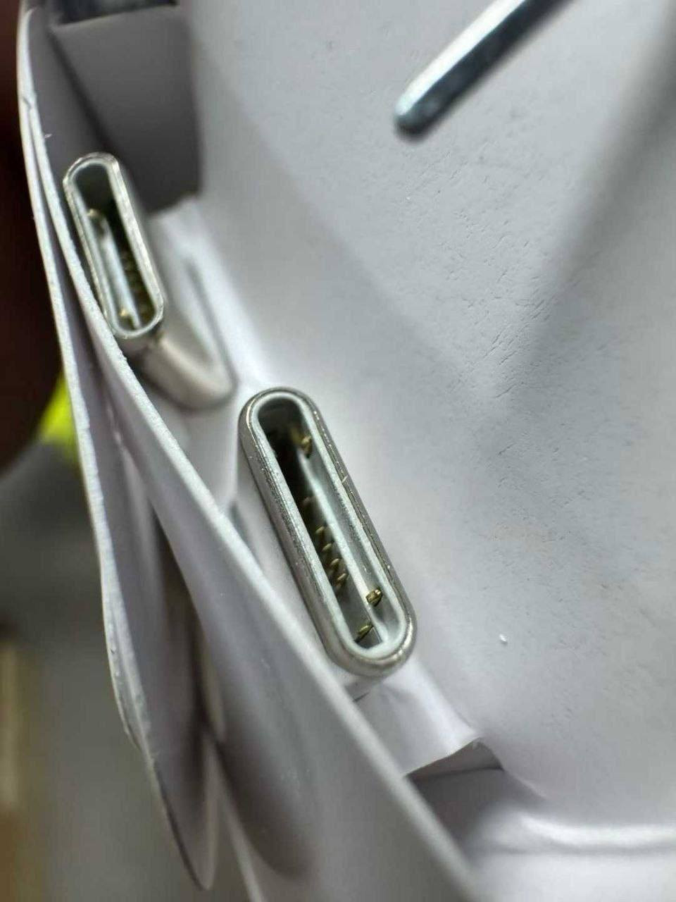 داشکان کێبل ئایفۆن 16
لەنگە ستۆکی چینە کوالیتی زۆر زۆر باشە زەمان 399 رۆژ  59 وات حەقیقی تەنها 0.99$

🌻
ناونیشانی لقی هەولێر : کۆتری سەلام باڵەخانەی جیهانی مۆبایل نهۆمی خوارەوە تەنیشت وشیار فۆن
گەیاندن هەیە بۆ هەموو عێراق و رۆژئاوای کوردستان
***********
*********** 

لینکی فەیسبوک 
https://www.facebook.com/Sunflowerkurd

لینکی گروپی ڤایبەر

https://invite.viber.com/?g2=AQB7aGqMZAZKFFB7wBhwUWrFfW8CYP4bXmvBE2THOKwicCOnXwK5F%2BkTYJNk4S16

لینکی گروپی وەتسئەپ

https://chat.whatsapp.com/JVV2SrZL8wz7ypl0Kr4tYr
لینکی گروپی تیلیگرام
https://t.me/sunflowerphone
