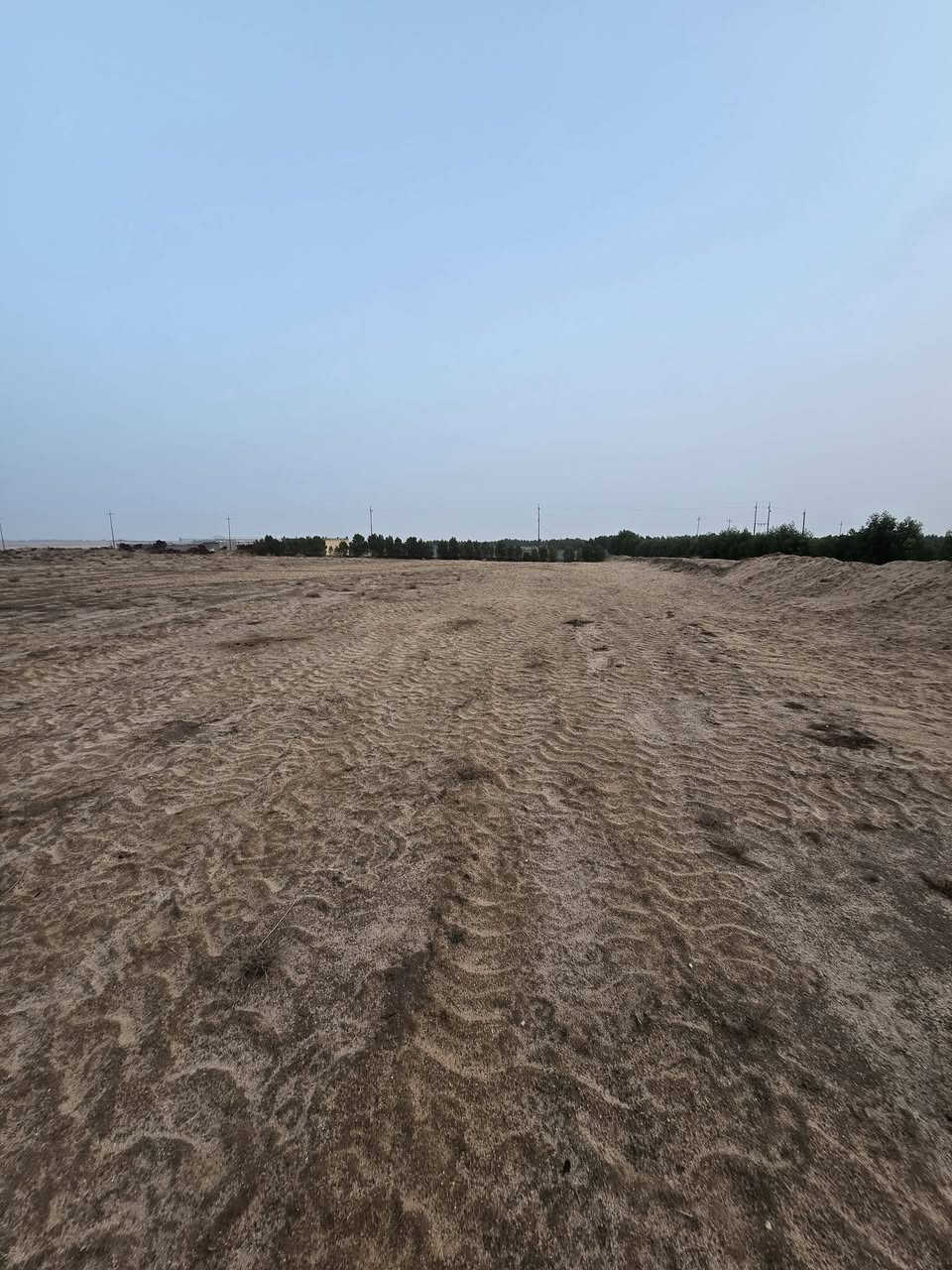 السلام عليكم
٦ دوانم للبيع بيهن كهرباء وطنيه السعر ٣٠ مليون قفل 
العنوان طريق سفوان زبير النزله قرب معمل بلوك ديالى تبعد عن الشارع ٢ كيلو
***********
