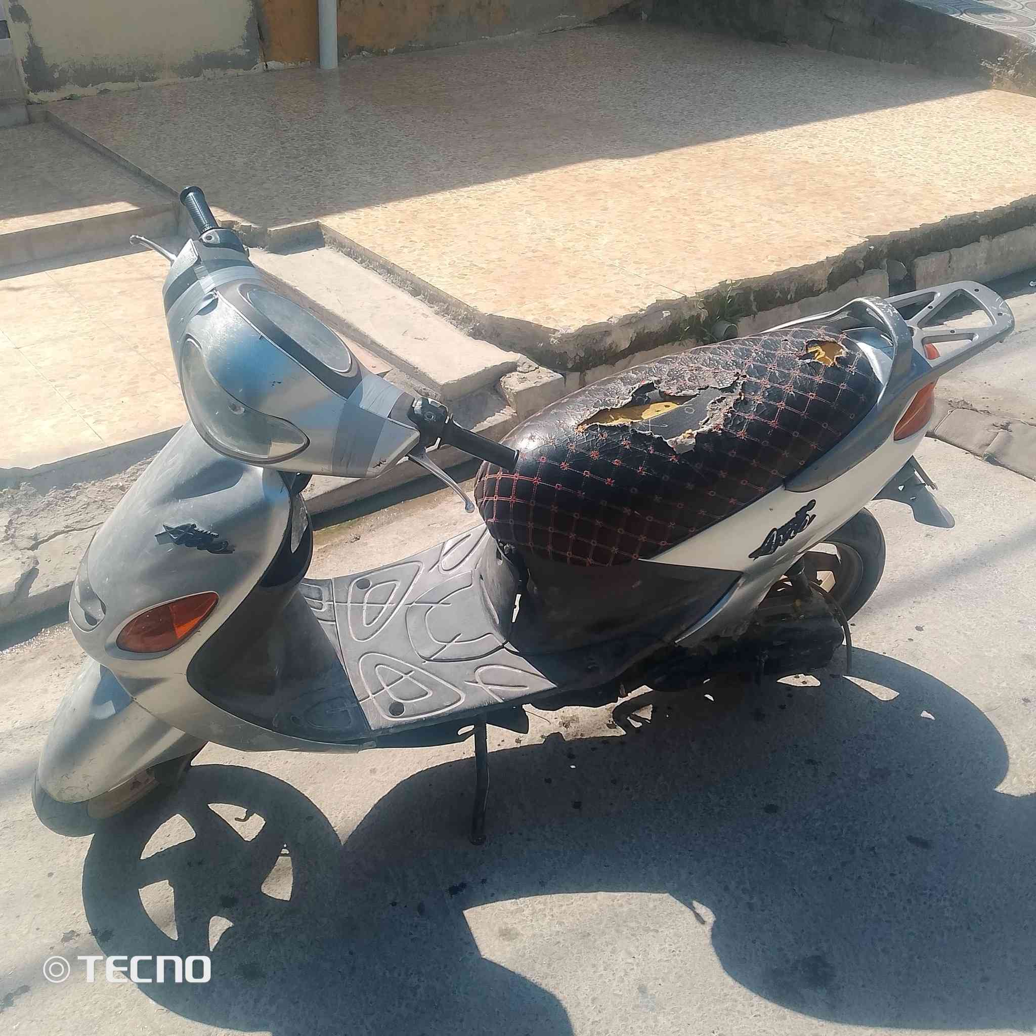 450 وفي شويه مجال ومكينه ما مفتوحه***********
