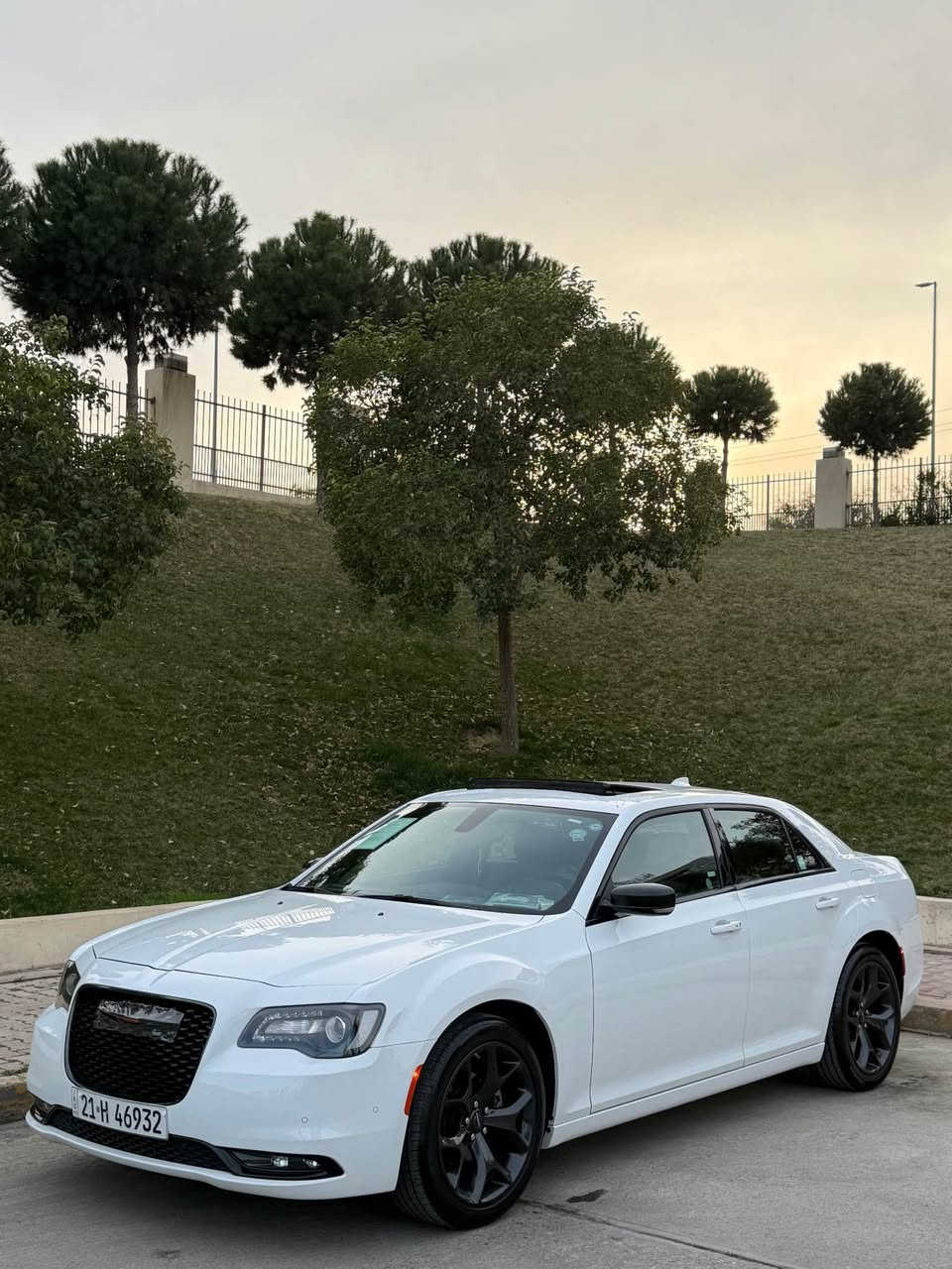 السلام  عليكم ورحمة الله وبركاته 

‏‎‏‎       ——— لـلـبـيع  ———

كرايسلر اوباما   — Chrysler Obama

‏‎‏‎وراد أمريكي.     —  بدون ايرباك   

‏‎‏‎الموديل           — 2023

فئة.                 — 300s 

حجم المكينه   — 3600/ V6

‏‎‏‎اللون               — ابيض    

‏‎‏‎المسافه المقطوعه — 32.000 

‏‎‏‎حاله السياره. — كلين تايتل  

‏‎‏‎المواصفات 
‏‎‏‎- بصمة تشغيل 
‏‎‏‎- بصمة أبواب 
‏‎‏‎-تشغيل عن بعد 
- فتحة سقف ( بانوراما ) 
‏‎‏‎-ترحيب عند الاقتراب 
‏‎‏‎-كشنات جلد 
-كشنات تدفئة 
- كشنات مساج 
- گير ماوس 
‏‎‏‎- رادار جانبي 
- شاشه ديجتال 
-اشاره بالمرايه 
-حساس امامي خلفي 
‏‎-رادار خلفي 
‏‎‏‎-شاشه كبيره تدعم نظام الأبل كار باي ونظام الاندرويد 
‏‎-تدفئة ستيرن
‏‎-اوتو هولد 
‏‎-اوتو ستوب 
‏‎-هندبريك بصمه 
‏‎‏‎-كشنات تدفئة 
‏‎‏‎- ستيرن بحركه كهربائيه 
‏‎‏‎- تبريد مركزي 
‏‎‏‎- بگ لايت LED 
- ليد نهاري 
‏‎‏‎-كرسي السايق بحركة كهربائيه 
‏‎‏‎-تحكم ستيرن جهتين 
‏‎‏‎-تحديد سرعه 
‏‎‏‎-مانع انزلاق 
‏‎‏‎-كامره خلفيه دواره 
‏‎‏‎باقي المواصفات المعروفه 

‏‎‏‎السعر            — اكتب تم ويوصلك السعر  مباشر 

‏‎‏‎رقم السياره    — السليمانيه  

‏‎‏‎موقع  السياره — السليمانية 

‏‎‏‎للأستفسار.     — *********** - *********** السليمانية, العراق
