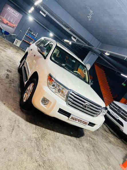 ***********
***********
جۆری سەیارە/توتێتا لانکلۆزەر
سعری/ ٤١٠ $معامەلە
مۆدێل/٢٠١٥ مانگی ٨
ڕۆشتو /١٣٧٠٠٠
ڕەنگ/سپی سەدەف
موسەفات/GX
شەریکەی ساز
ڕەقەم سلێمانی
ڕەقەمو سەنەی تازە 
تەحویل خرامە بەشەرت
گێڕومەکینەی نەکراوەتەوە بەشەرت
V6
بێبۆیاخ دوسێ PDR  هەیە 
تاقم تایەی تازە پێشو دوای مەزبوت 
تەبریدو کارەبای بەشەرت
سەیارەکە کامل سێرفس کراوە 
دەعامی بۆ دەعامی بەشەرت
شوێن سلێمانی 
***********
*********** السليمانية
