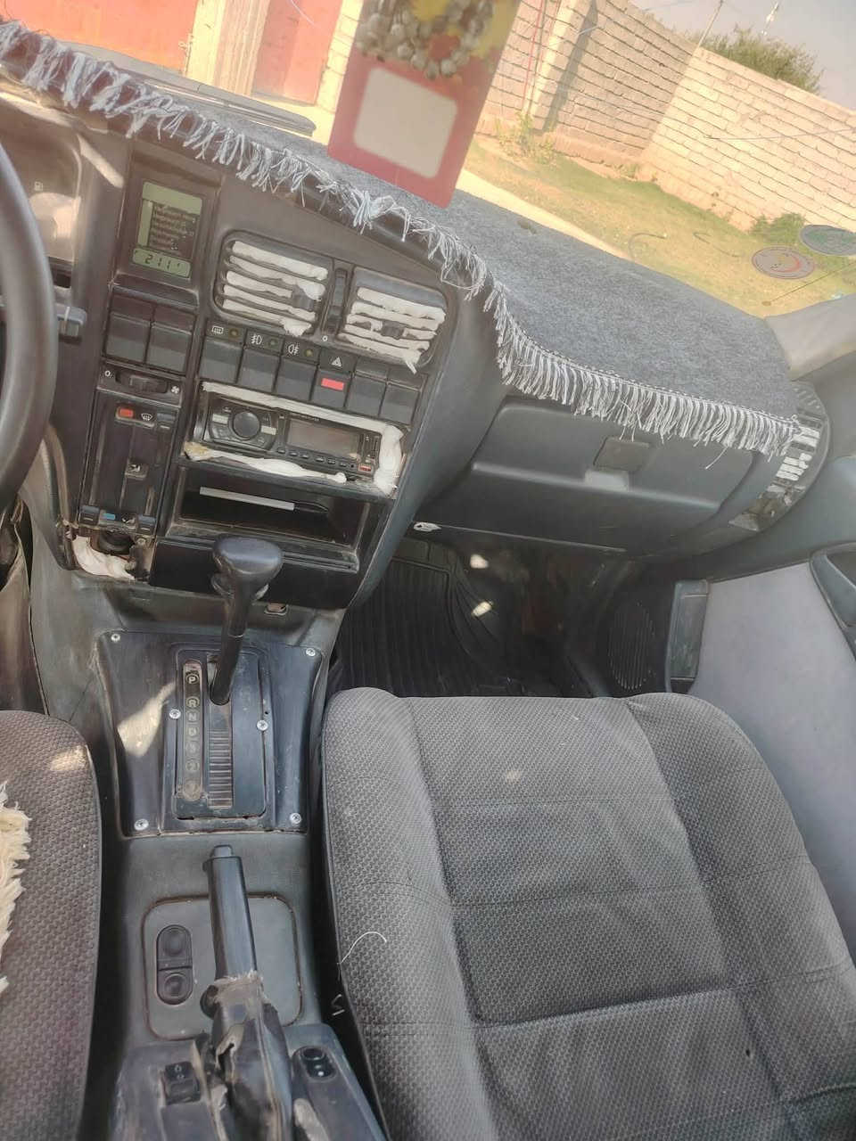 اوميكا حجم 20 كير توماتيك سنويه جديده لل2031طخم تواير جديد محرك كير شرط سنويه بسمي شرط التحويل
التواصل ***********
