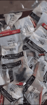 ⭕️ يتوفر حساس تاير فورد لجميع  سيارات الفورد انتاج جديد بسعر 25 الف للحساس الواحد 

(الموديلات من سنة 2010 - 2025)

{نسبة البطارية💯‎%‎ جديد غير مستخدم}

‏1.Ford Edge 🛞

‏2.Ford Focus 🛞

‏3.Ford Fusion 🛞

‏4. Ford EcoSport 🛞

‏5. Ford Maverick 🛞

‏6. Ford Escape 🛞

‏7. Ford Fiesta 🛞

‏8. Ford Bronco Sport 🛞

‏9. Ford Mustang 🛞

‏10. Ford Taurus 🛞

‏11. Ford Bronco 🛞

‏12. Ford Explorer 🛞

‏13. Ford F-150 🛞

‏14. Ford F-150 Lightning 🛞

‏15. Ford Expedition 🛞

‏16. Lincoln Navigator 🛞

‏17.Ford Super Duty (F-250 / F-350)🛞

‏18.Ford Figo 🛞

‏19.Ford Tatori 🛞

 

📍يوجد توصيل الى جميع انحاء العراق بـ 5 الف دينار

***********
